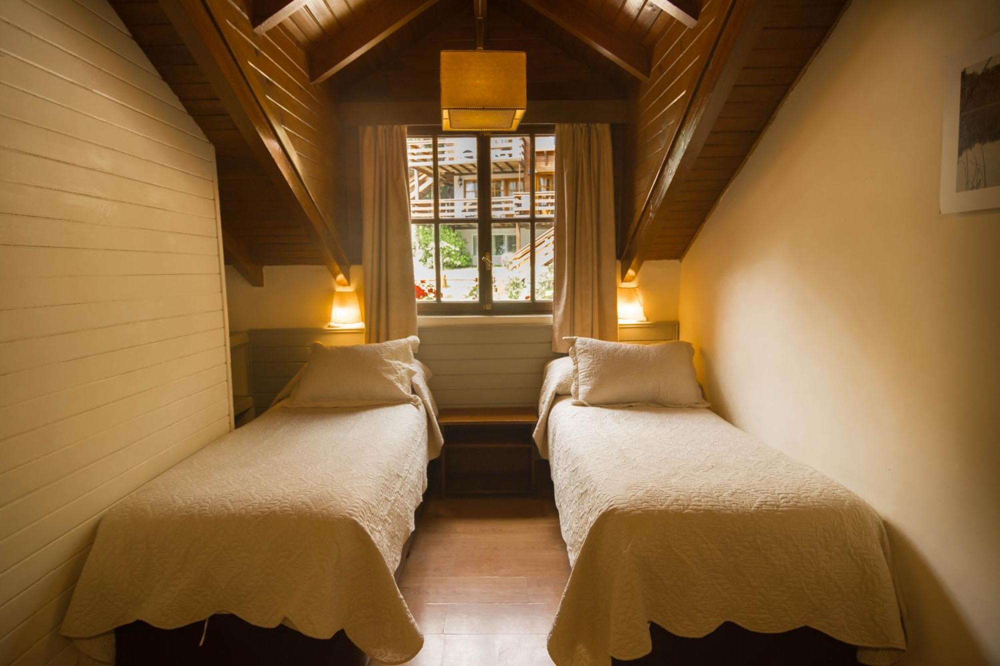Pailahue Cabanas Lodge سان كارلوس دي باريلوتشي المظهر الخارجي الصورة