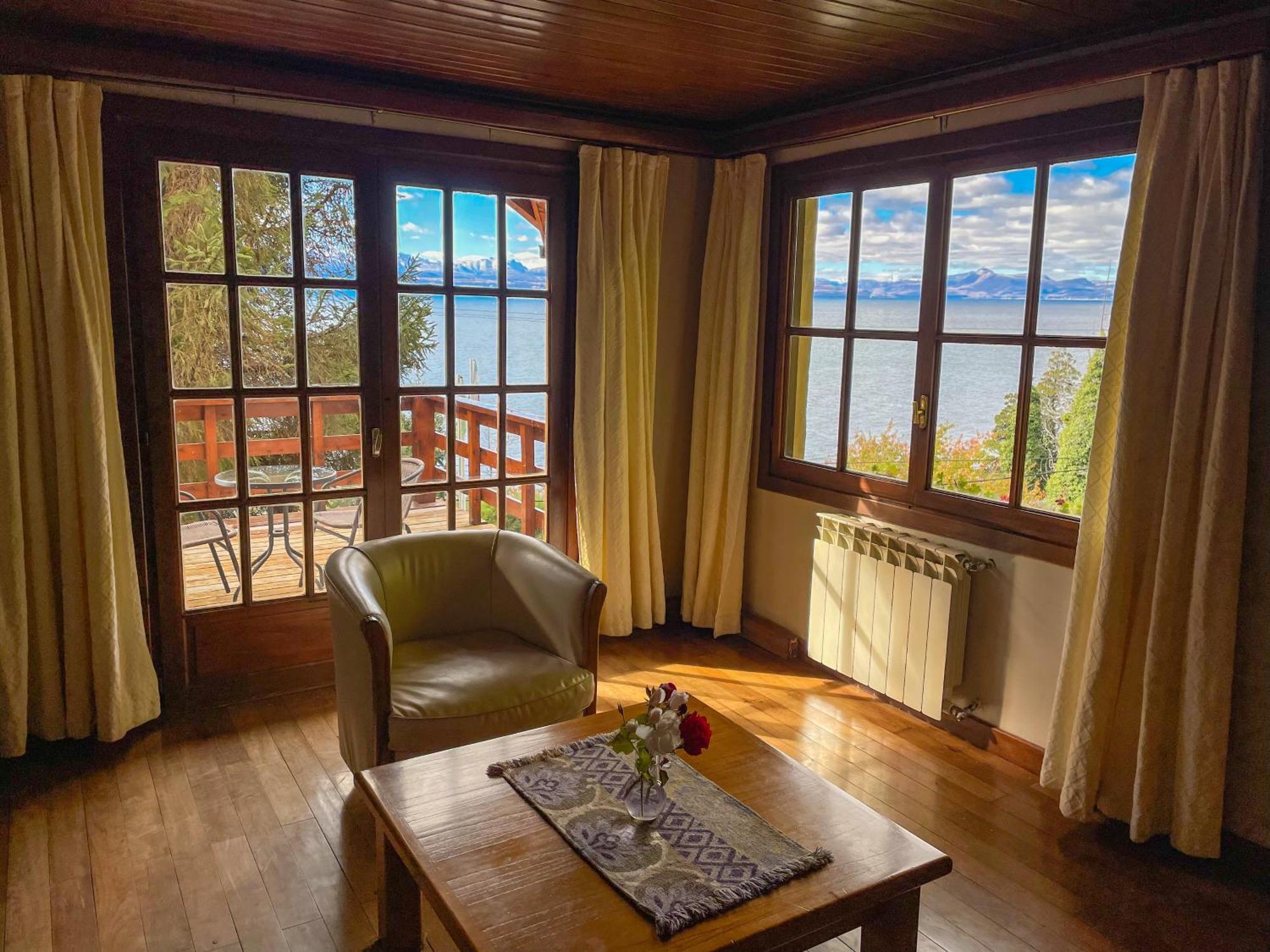 Pailahue Cabanas Lodge سان كارلوس دي باريلوتشي المظهر الخارجي الصورة