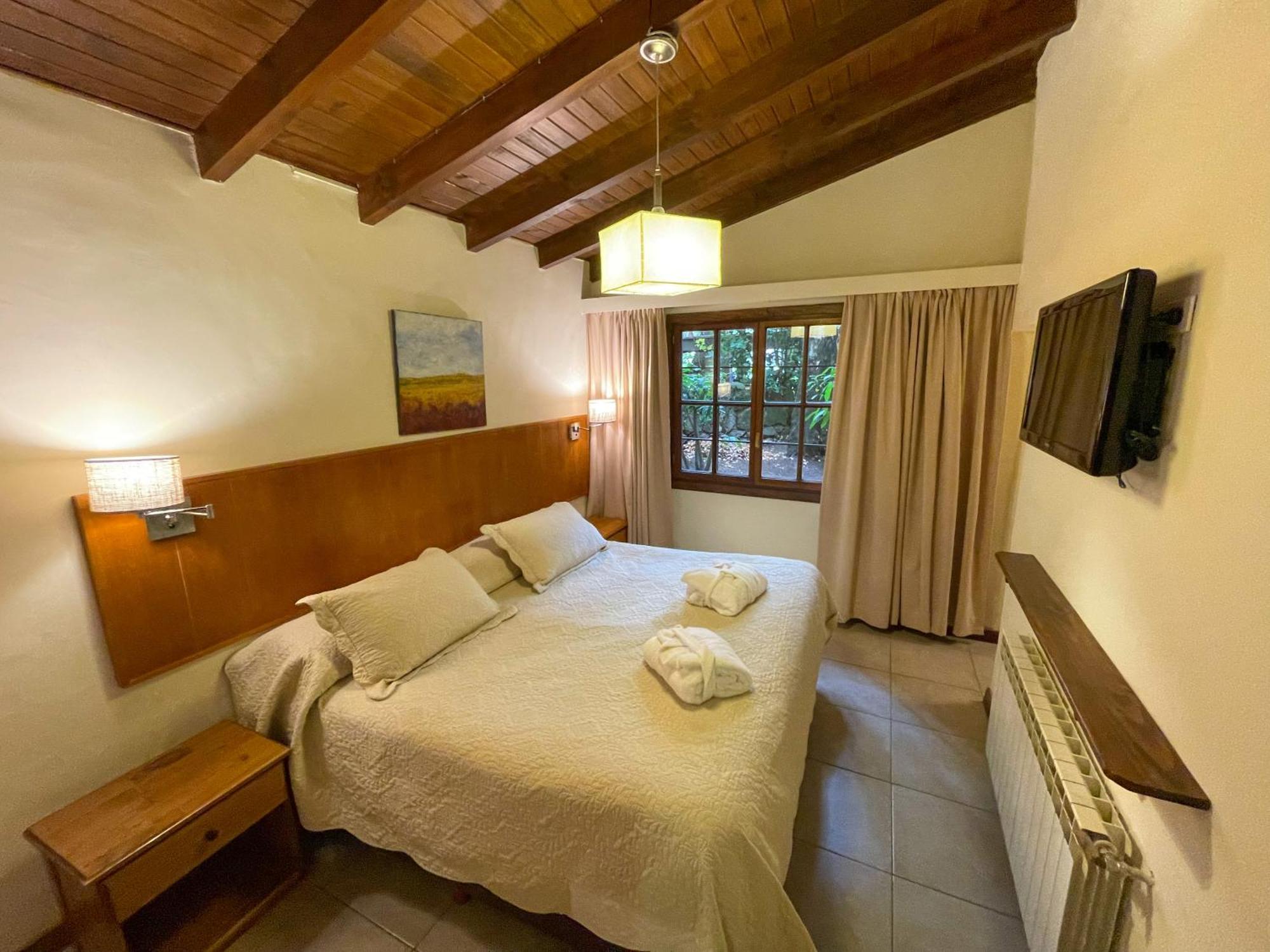 Pailahue Cabanas Lodge سان كارلوس دي باريلوتشي المظهر الخارجي الصورة