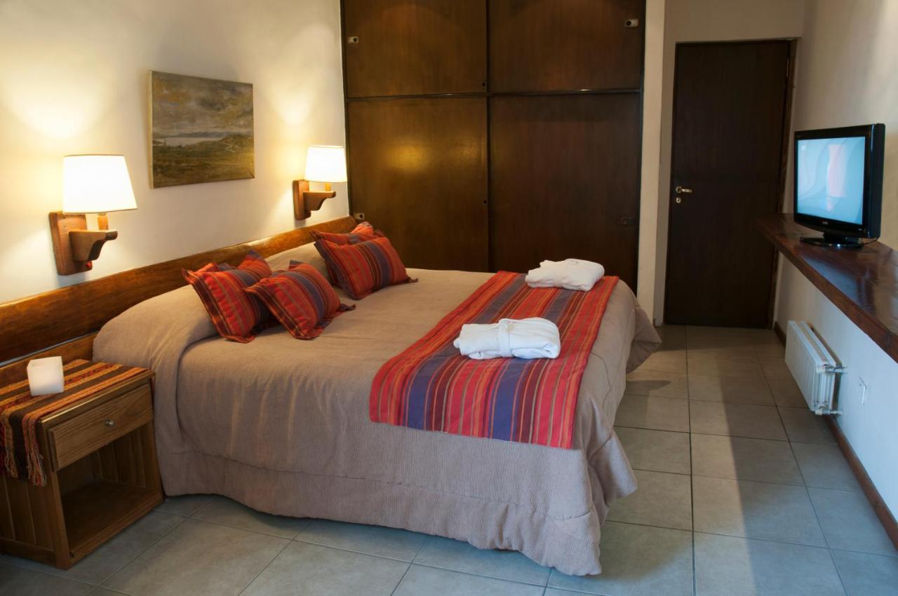 Pailahue Cabanas Lodge سان كارلوس دي باريلوتشي المظهر الخارجي الصورة