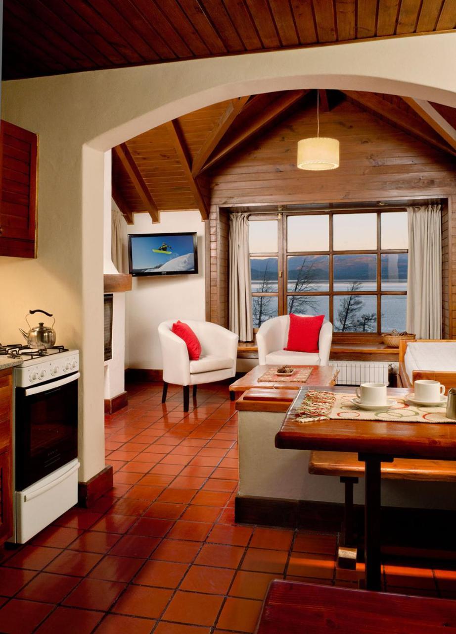 Pailahue Cabanas Lodge سان كارلوس دي باريلوتشي المظهر الخارجي الصورة