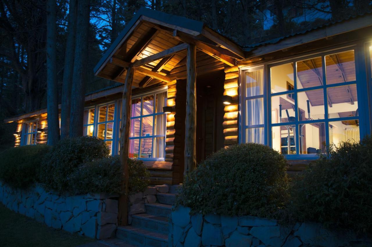 Pailahue Cabanas Lodge سان كارلوس دي باريلوتشي المظهر الخارجي الصورة